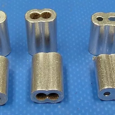 Crimp sleeve strainrite